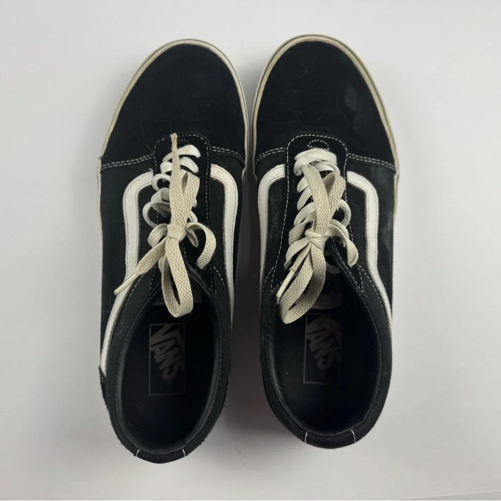 Vans Black and White old Skool skater sneaker in shade and canvas size 9